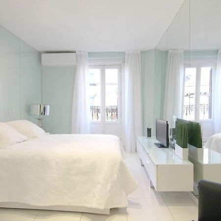 Ap Edificio Gran Via -Quinto Piso Sin Ascensor- Apartment Madrid Exterior photo