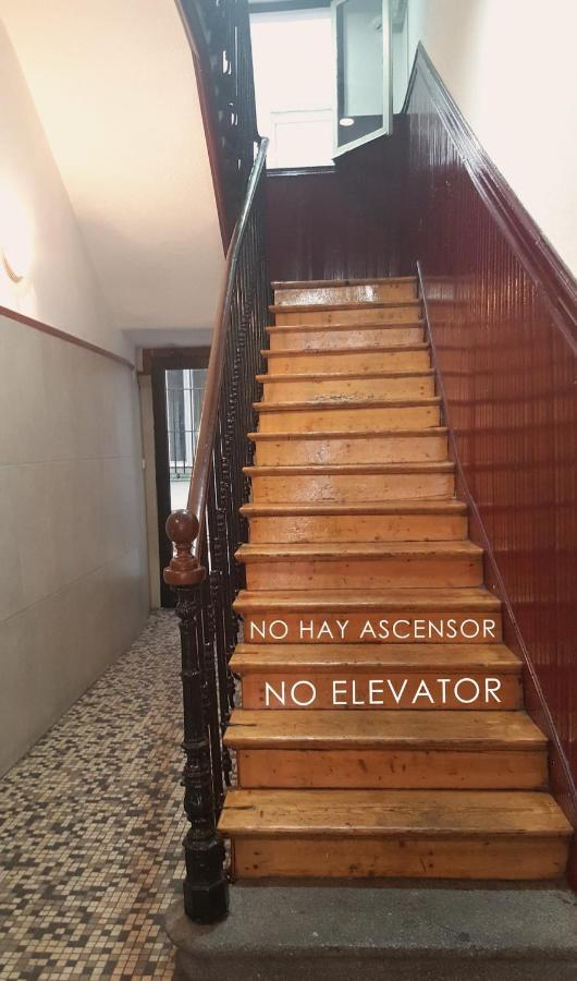 Ap Edificio Gran Via -Quinto Piso Sin Ascensor- Apartment Madrid Exterior photo