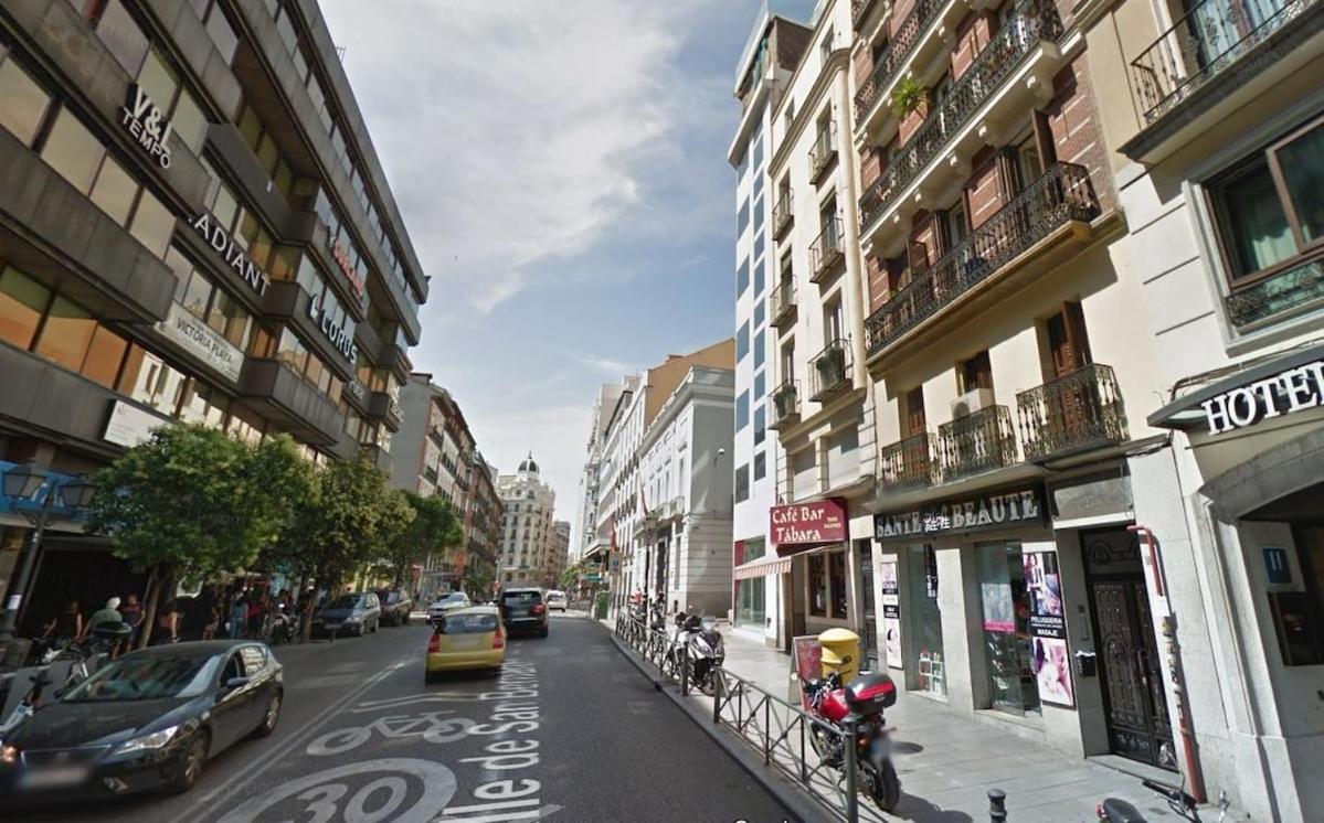 Ap Edificio Gran Via -Quinto Piso Sin Ascensor- Apartment Madrid Exterior photo